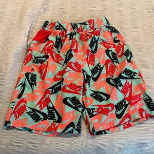 Nike youth shorts. Excellent condition! Lightweight material.